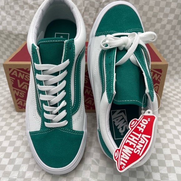 Vans WMNS Style 36 'Classic Sport -
Cadmium Green Sneakers
VN0A54F69YE - Picture 10 of 16